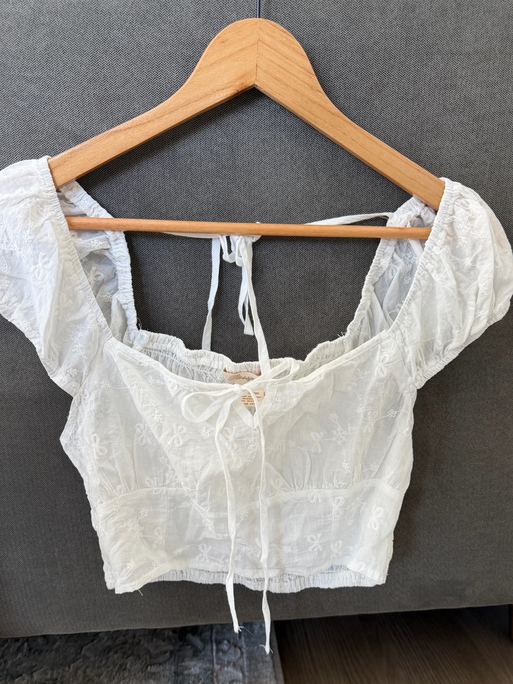 Passport White Embroidered Puff-Sleeve Crop Top